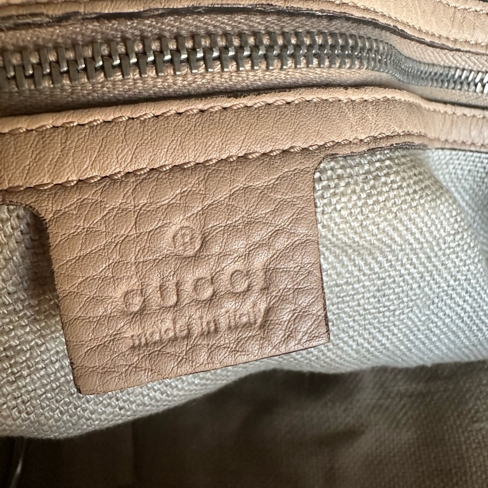 Gucci Beige Monogram Canvas Tote with Cream Leather Trim - Picture 2 of 10